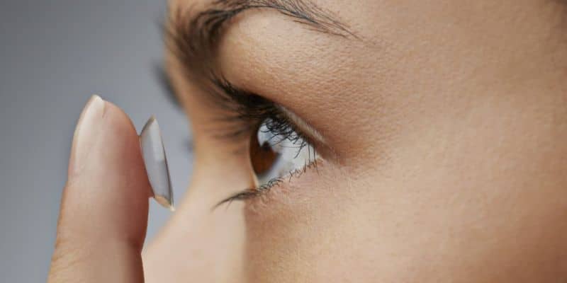 Sử dụng kính đặc biệt - Phương pháp mới được ưa chuộng